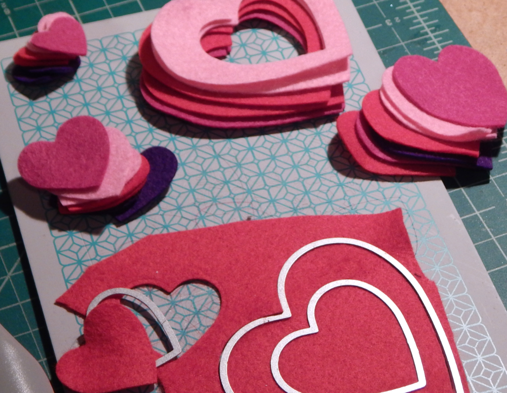 FeltHearts1