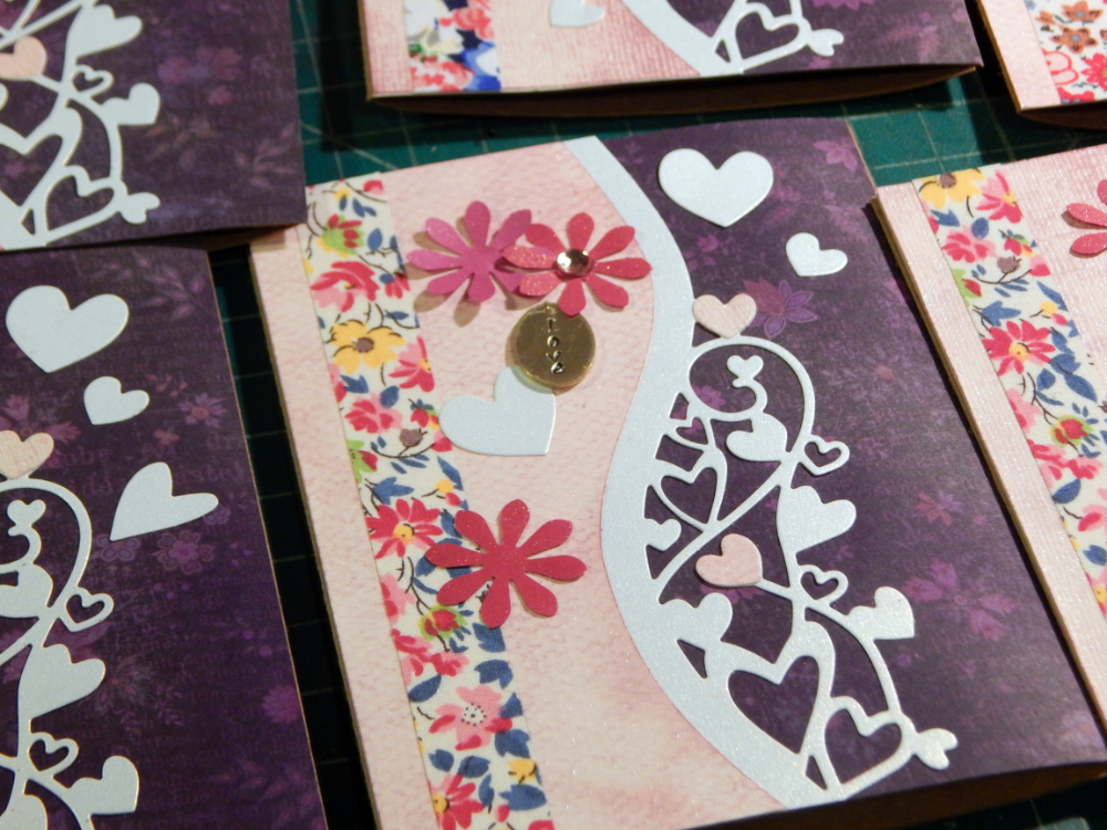 Hearts and flowers cards