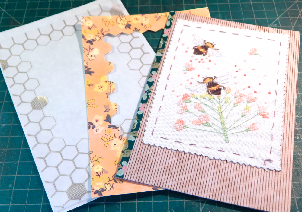 Honeycomb and bee card elements